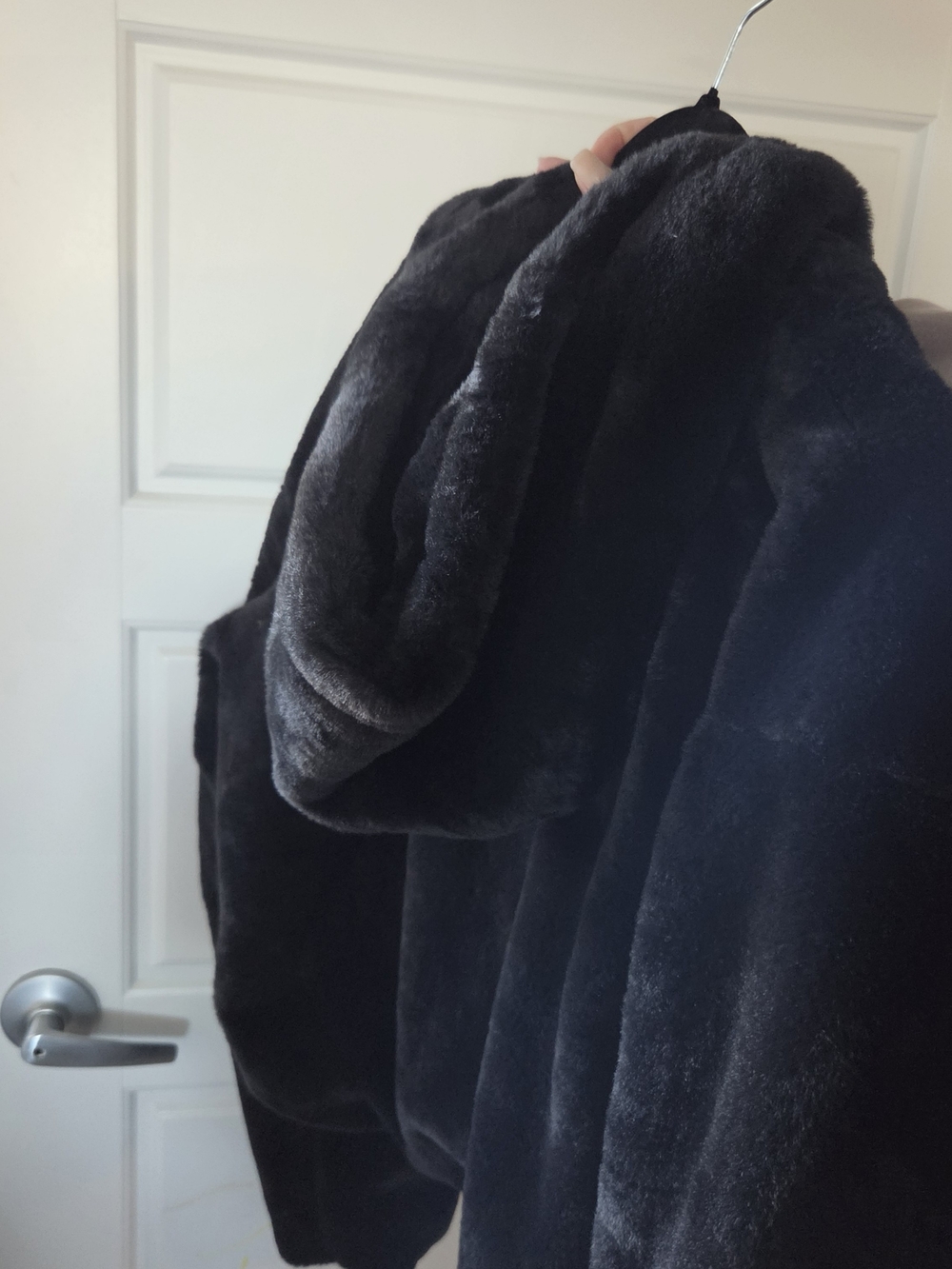 Ardene Fur Jacket - Picture 3 of 3